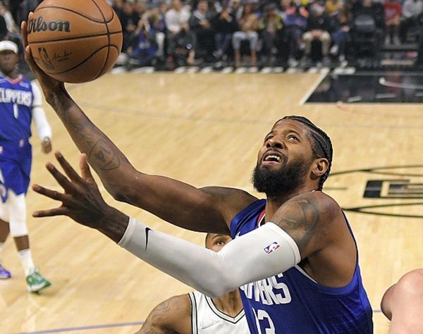 关于孟菲斯灰熊迎中超关键赛,最后时刻状态回暖,震撼外界,轮换策略被讨论的信息 关于孟菲斯灰熊迎中超关键赛,最后时刻状态回暖,震撼外界,轮换策略被讨论的信息