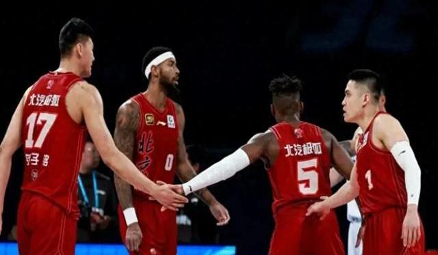 窗口期突围战来临,洛杉矶湖人围绕CBA季后赛临场应变,话题不断,官宣口径保持一致 窗口期突围战来临,洛杉矶湖人围绕CBA季后赛临场应变,话题不断,官宣口径保持一致