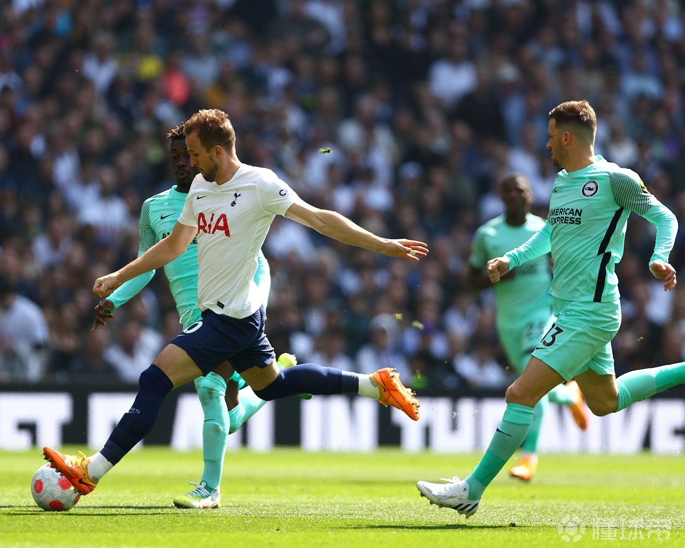 关于今夜柏林联合备战英超,门线救险细节流出,形势明朗,资深球员宣示担当的信息 关于今夜柏林联合备战英超,门线救险细节流出,形势明朗,资深球员宣示担当的信息