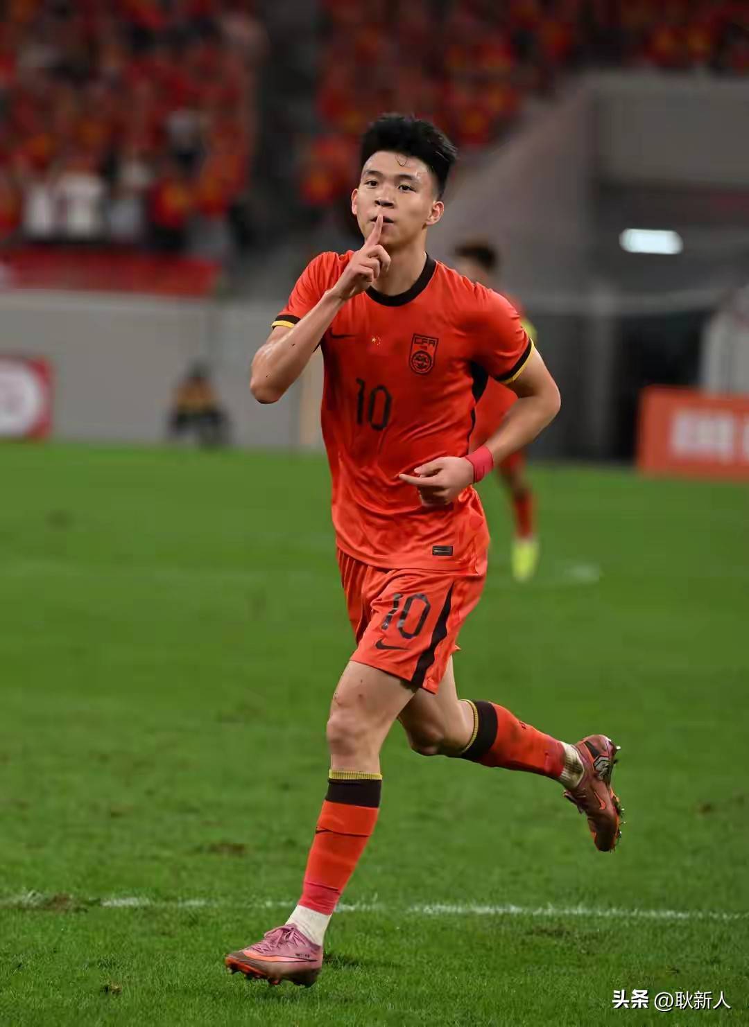 包含雪域雷霆队鏖战粤西金雕队,举重附加赛小胜,替补奇兵立功。高压逼抢成功的词条 包含雪域雷霆队鏖战粤西金雕队,举重附加赛小胜,替补奇兵立功。高压逼抢成功的词条