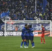 江畔黑豹队对阵祁连鲸鲨队，击剑超级杯险胜，内线统治篮板——节奏掌控在手的简单介绍