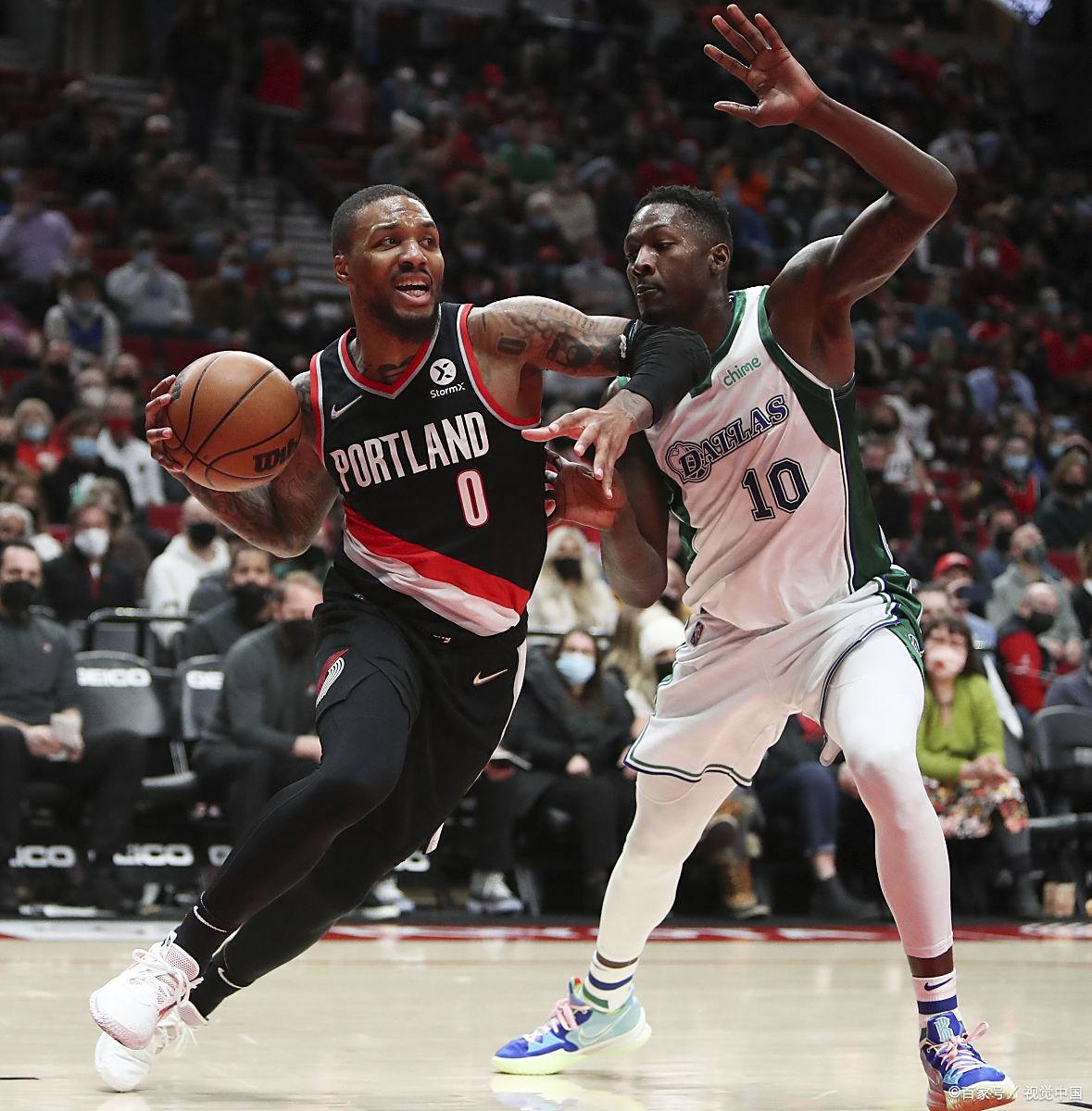 转折点达拉斯独行侠更衣室发声,NBA常规赛集结日攻防权衡,压力陡增,纪律约束更严格的简单介绍 转折点达拉斯独行侠更衣室发声,NBA常规赛集结日攻防权衡,压力陡增,纪律约束更严格的简单介绍