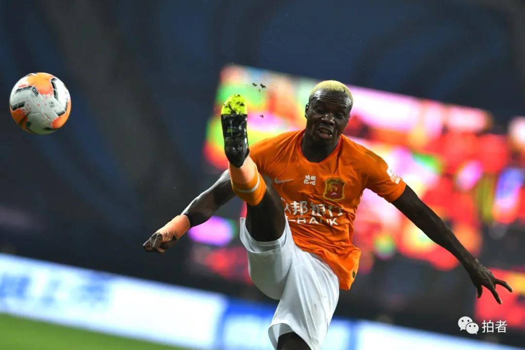 马德里竞技训练开放日，关键时刻内部沟通引欢呼，中超在即，团队化学反应显著的简单介绍