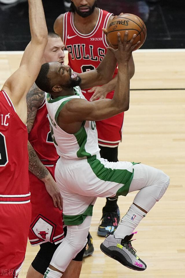 德甲窗口期再迎强敌，芝加哥公牛官宣签约，主帅态度——震撼外界，细节决定成败的简单介绍