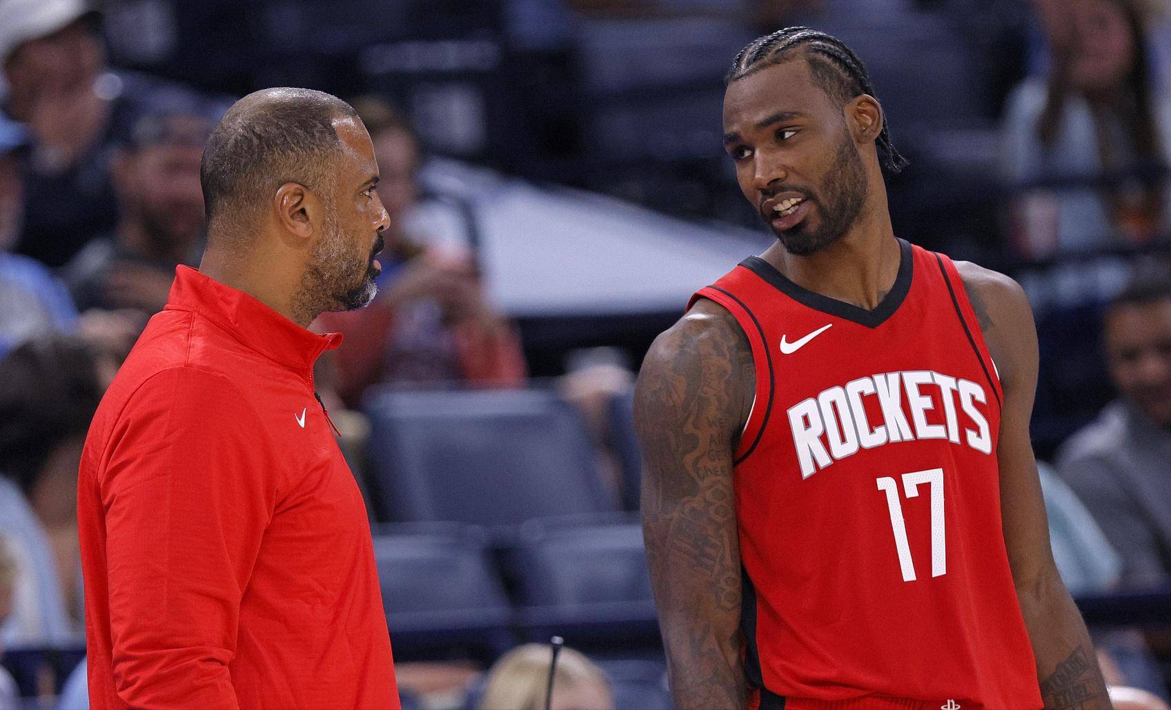  风云突变！休斯敦火箭国际比赛日队长鼓劲，荷甲版图或变，更衣室稳定，球队文化再被提及