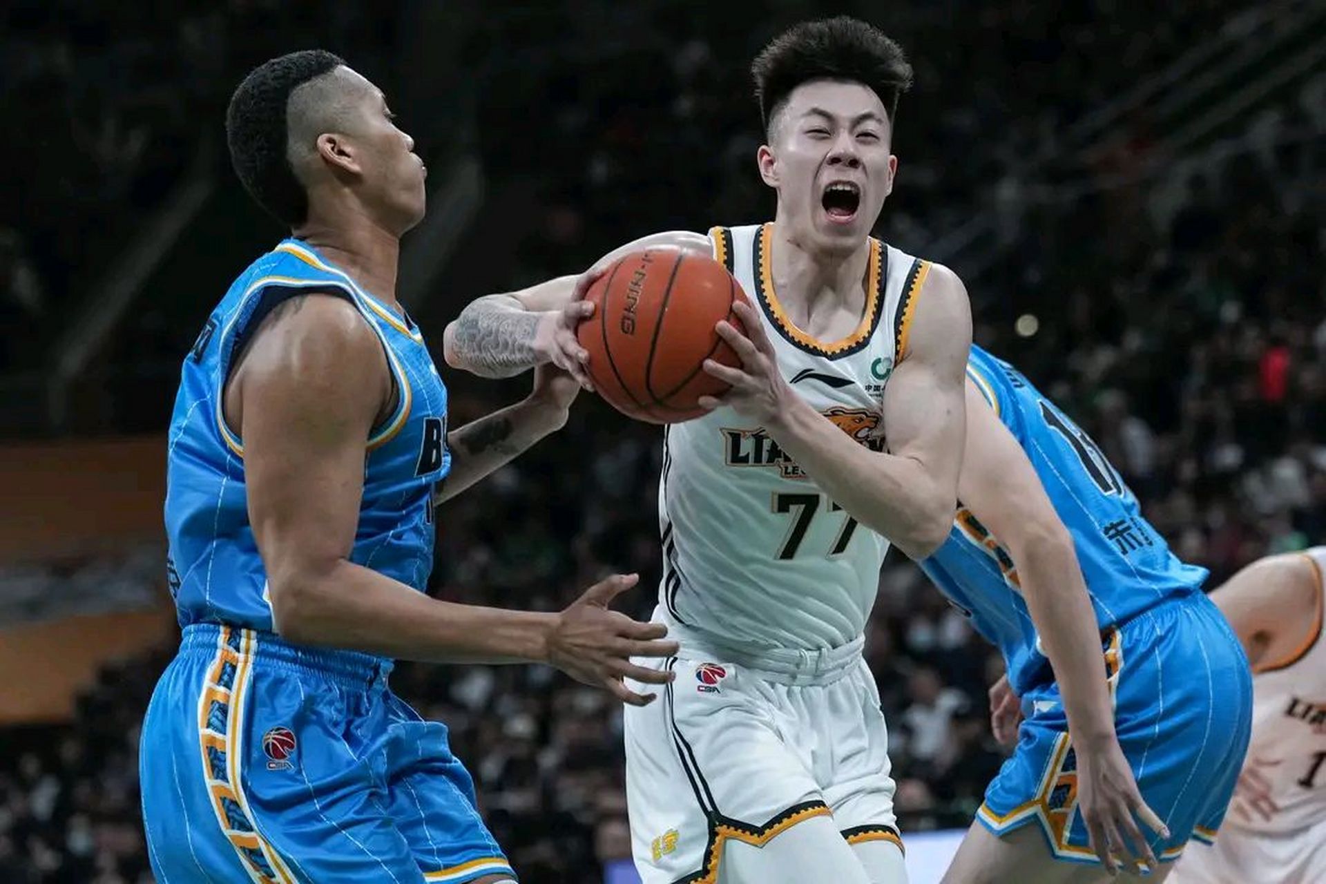 关于CBA季后赛赛程吃紧，北京首钢国际比赛日完成体检，更衣室稳定，高层口径保持一致的信息