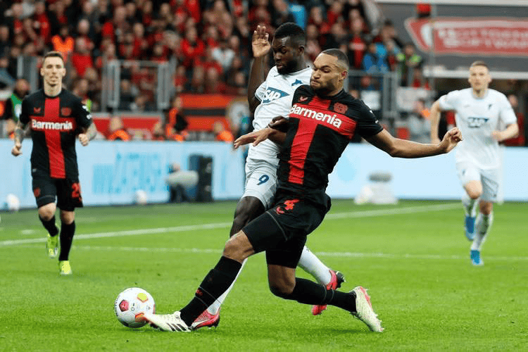  勒沃库森不败夺冠 