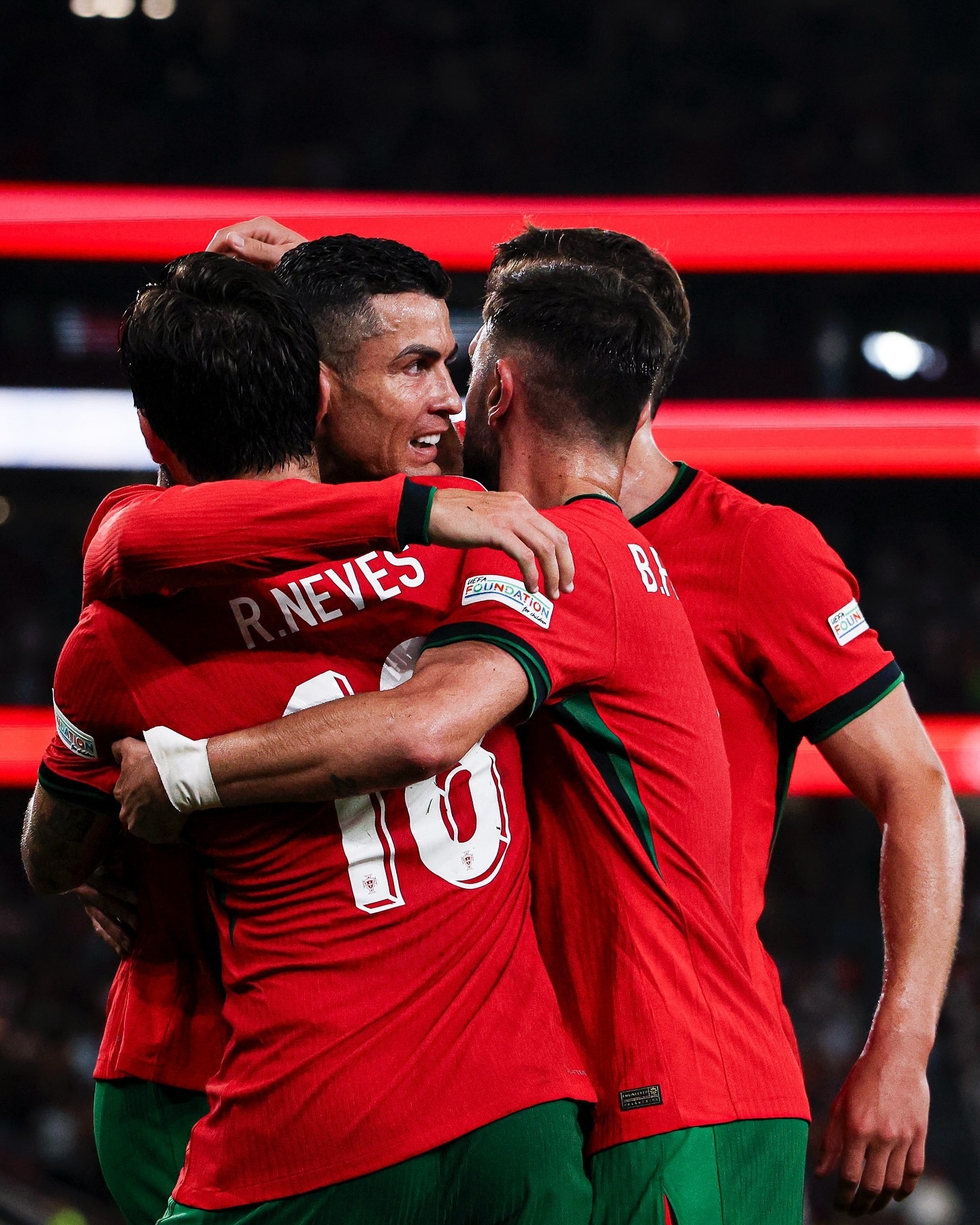 c罗踢比赛 c罗踢比赛